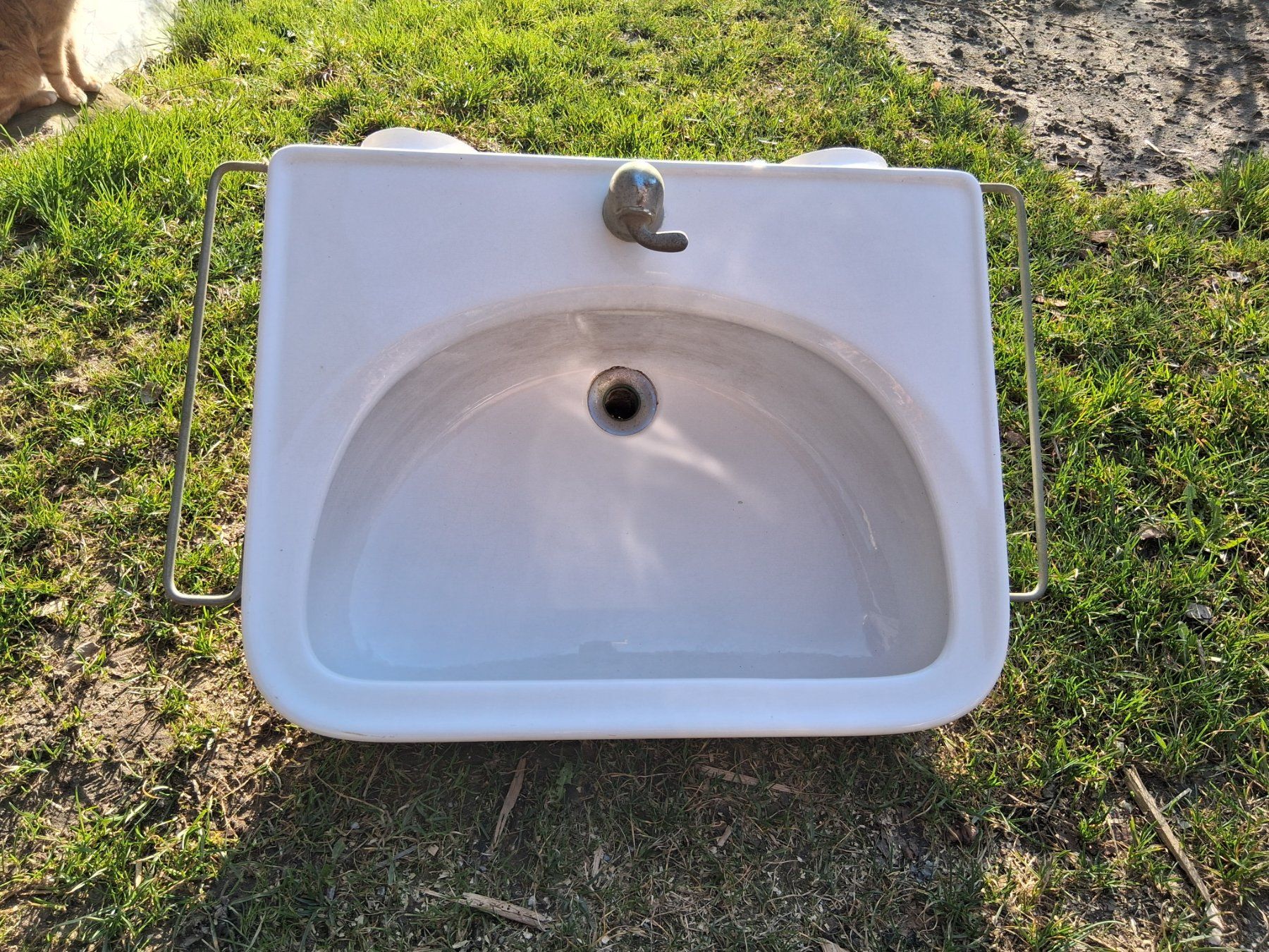 Spülbecken & Waschbecken: Lavabo – Gebraucht aus Heimisbach von tindleste