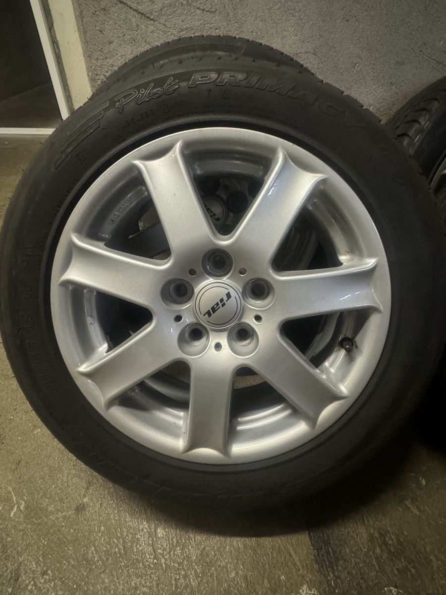 Honda Pneumatici & Ruote complete: Honda Civic Räder – Usato da Niederbipp venduto da Presh 1
