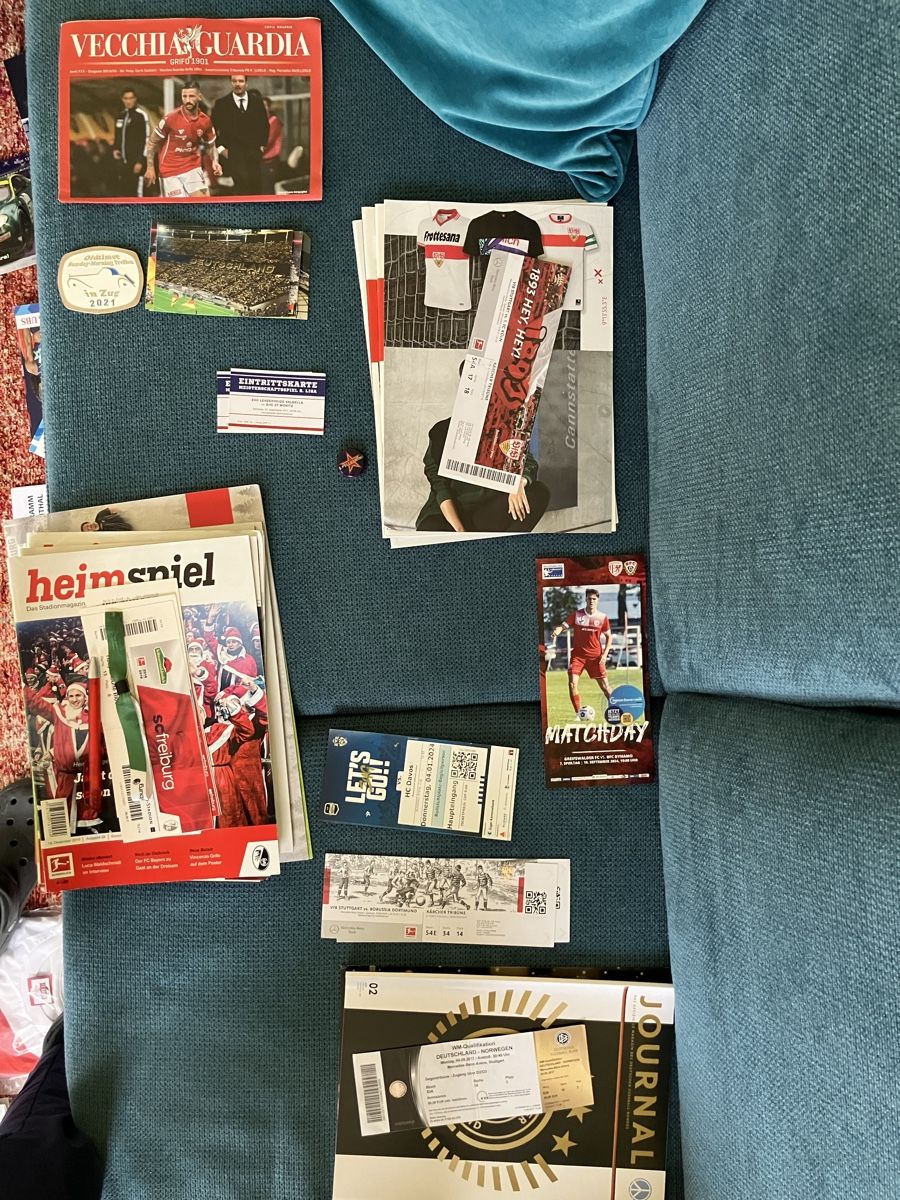 Riviste & Magazine: VintageFussballprogramm Schweiz/Deutschl.  ca. 50 Stk – Usato da Zug venduto da d4Drum 4