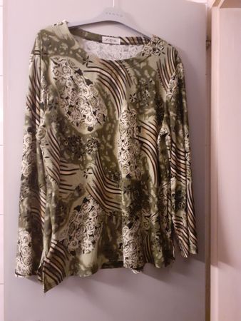 Schönes Sweatshirt XL