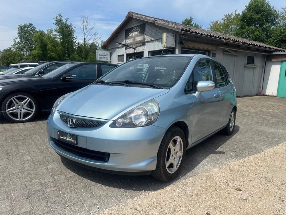 Honda Automobili: Honda Jazz  1.4,mit rest MFK,Sehr Sparsam,Klima,Sehr gut – Usato da Wängi venduto da AA3