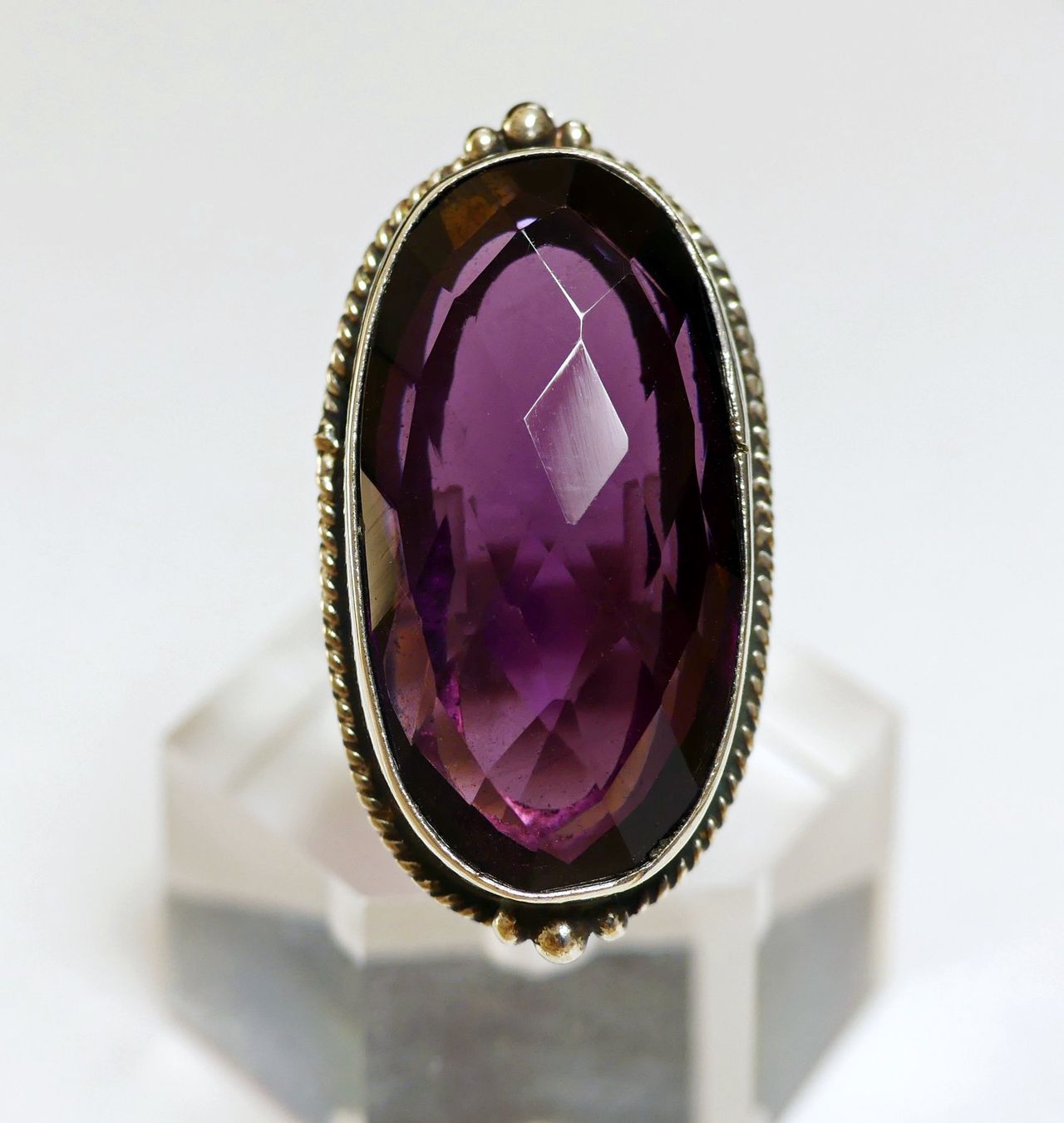 Anelli: Ring Silber  925 mit Amethyst – Nuovo e nell'imballaggio originale da Matten b. Interlaken venduto da kero71 1