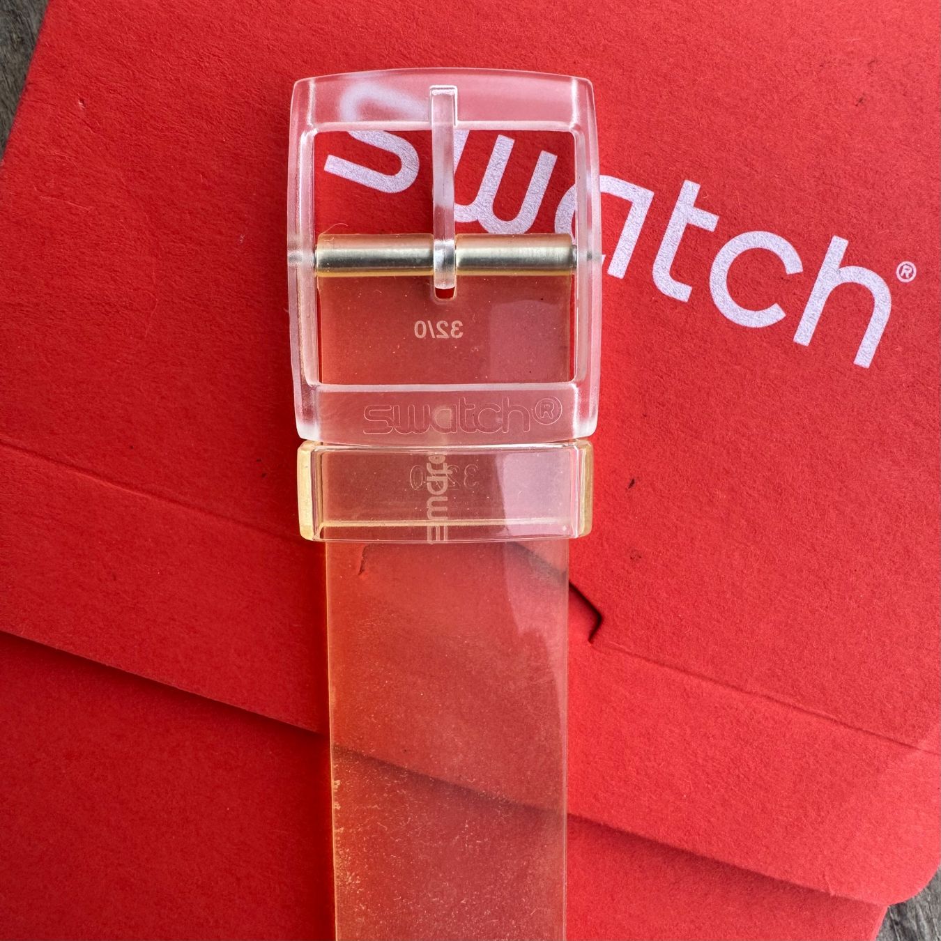 Swatch Montres: Swatch EST. 1983 SUOZ161 Skeleton Celebrate Transparent – D'occasion à Arzier-Le Muids par Avanna 6