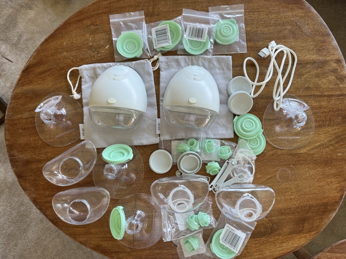 Elvie Accessori per l’allattamento: Elvie Pump double breast pump – Usato da Bergdietikon venduto da NathalieC02 1
