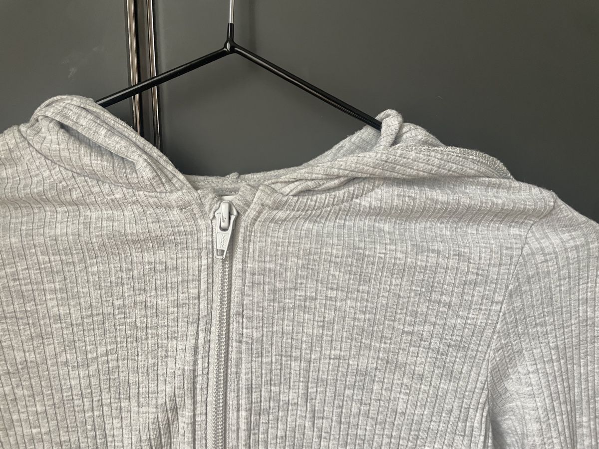 H&M Giacche & Cappotti: Kaputzen jacke, jäggli, grau – Usato da Zürich venduto da sul_7y7y 1