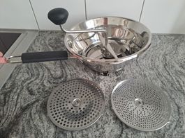 Passiermühle Edelstahl mit 3 Scheiben 