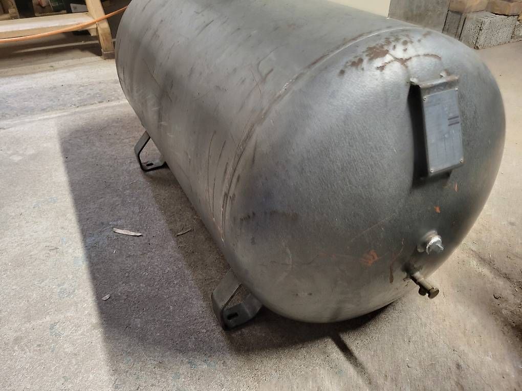 Compressori: Drucklufttank 250L – Usato da Giswil venduto da Hans83