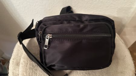 Schwarze Bauchtasche Ginatricot