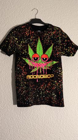 Dope Couch 3-D Handmade in the U.K. Streetwear T-Shirt G. L