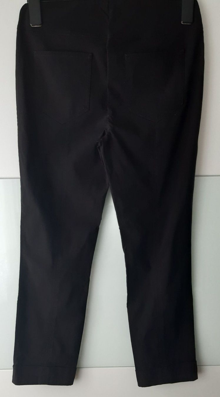 Jeans: Schwarze Damenjeans Gr. 38 – Usato da Feuerthalen venduto da kigo87 1