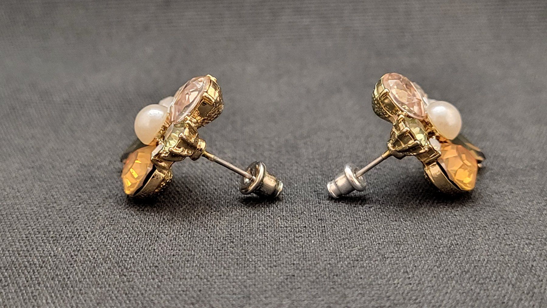 Ohrringe & -stecker: Modeschmuck-Ohrstecker – Gebraucht aus Basel von spinne02 2