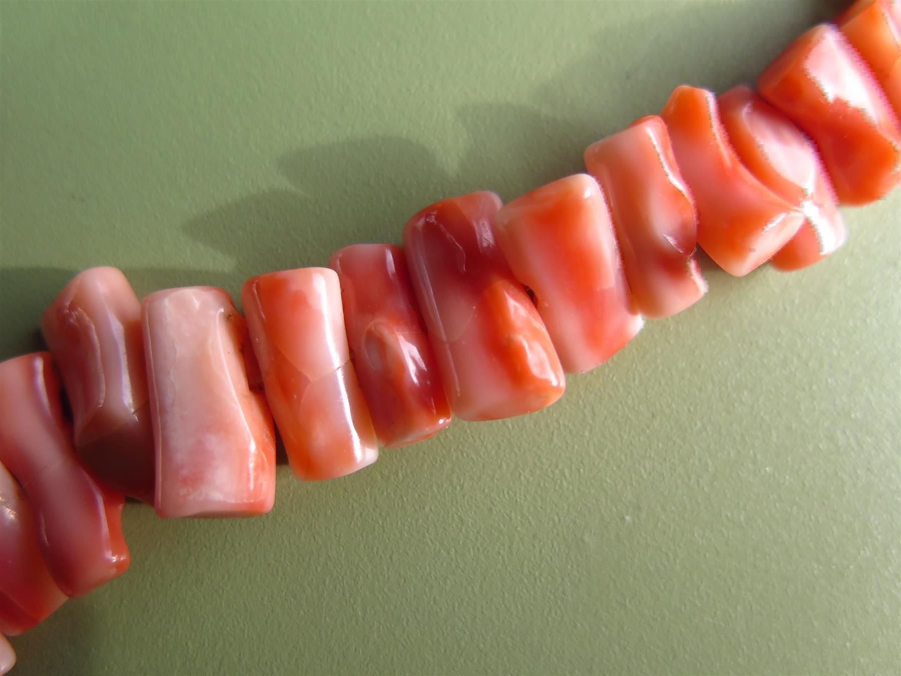 Catenine: (22O)  KETTE rote Korallen, alt – Usato da Bern venduto da Jwpm66 2