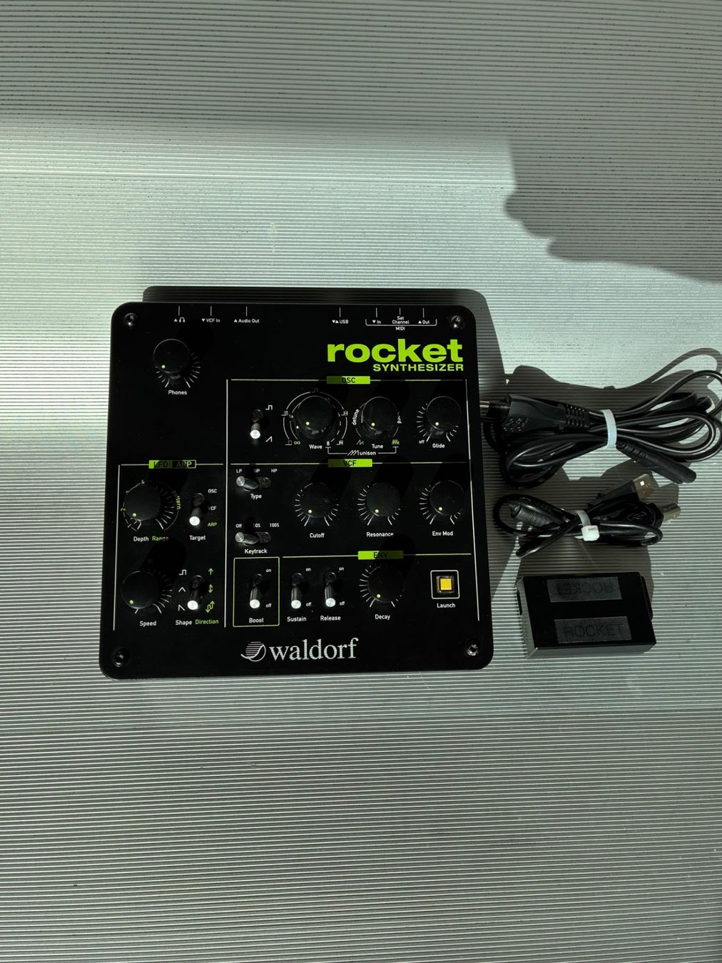 Waldorf Strumenti musicali: Waldorf Rocket Synthesizer / Analog & Digital / Filter / Top – Usato da Bern venduto da seven2enty