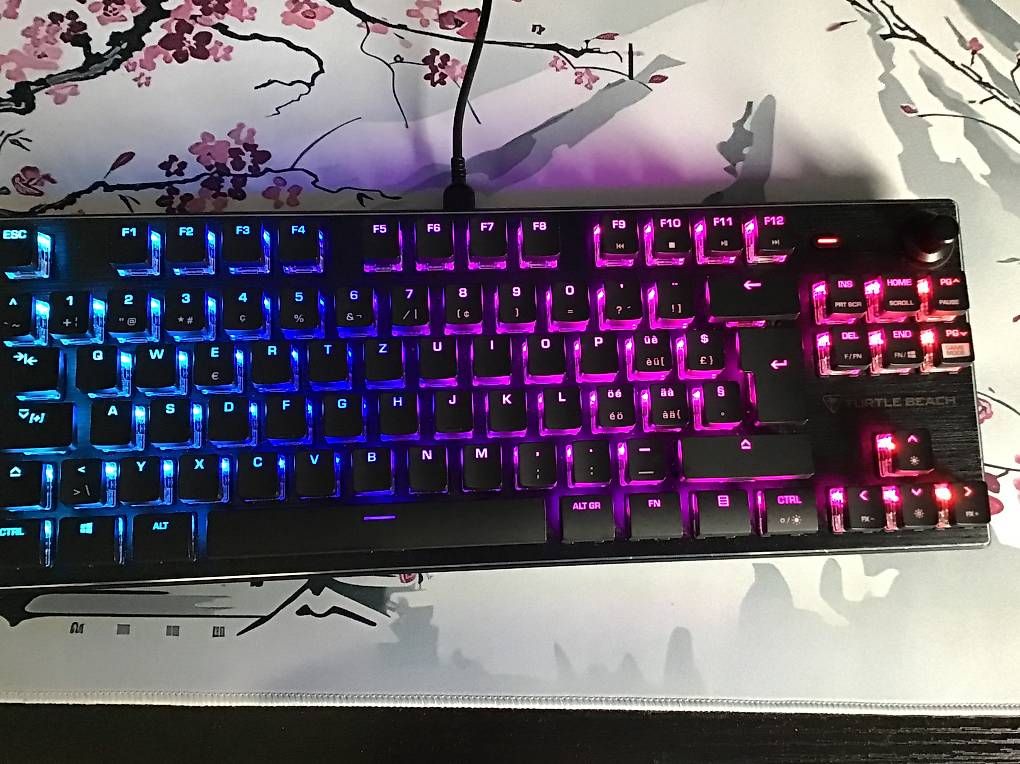 Claviers: Turtlebeach Vulcan TKL Pro – D'occasion à Muttenz par ajfj 3