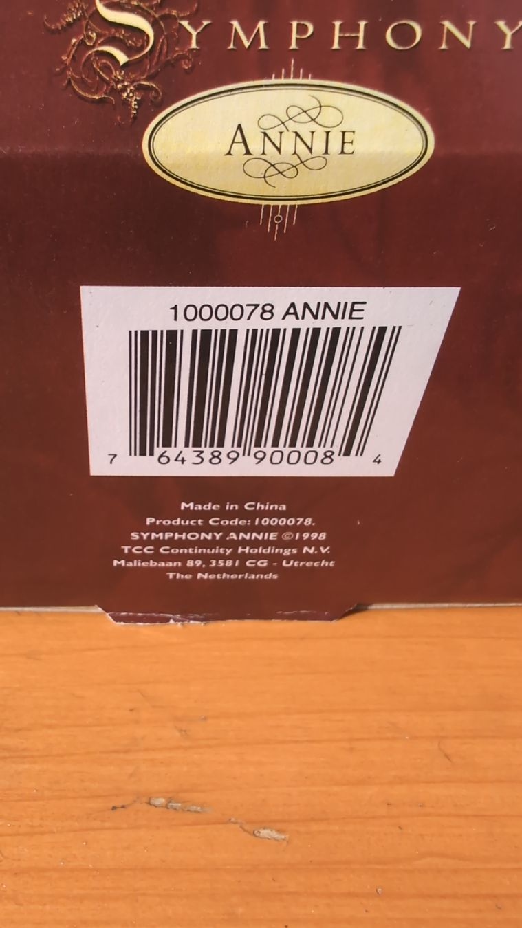 Bambole: Sammlerpuppe Annie, Symphony – Nuovo (secondo la descrizione) da Rorschach venduto da Obi-Wan85 2