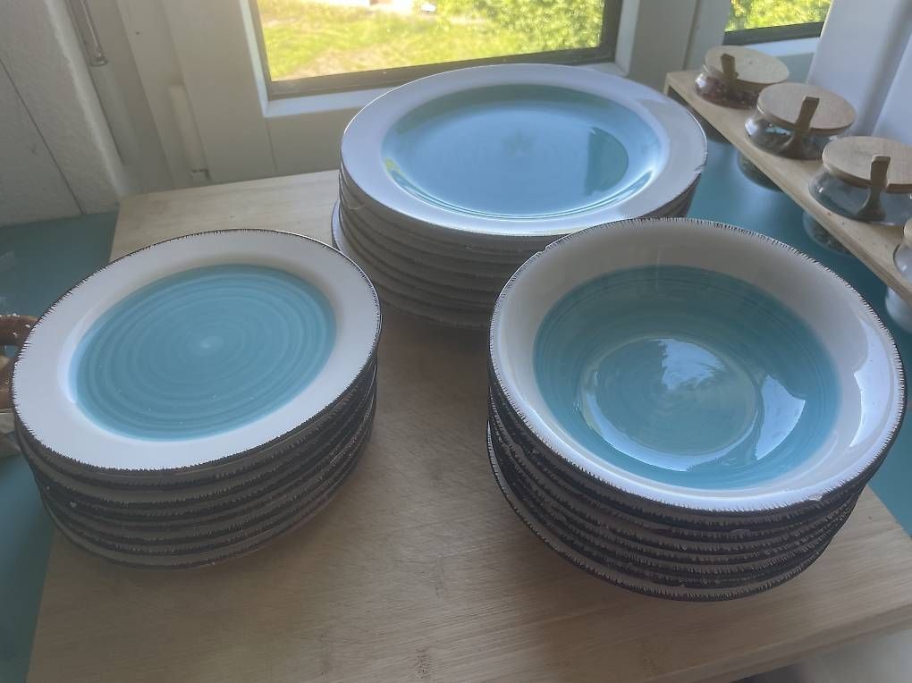 Set di piatti: Schöne Tellerservice in Türkis – Usato da Lenzburg venduto da Butterfly_95 2