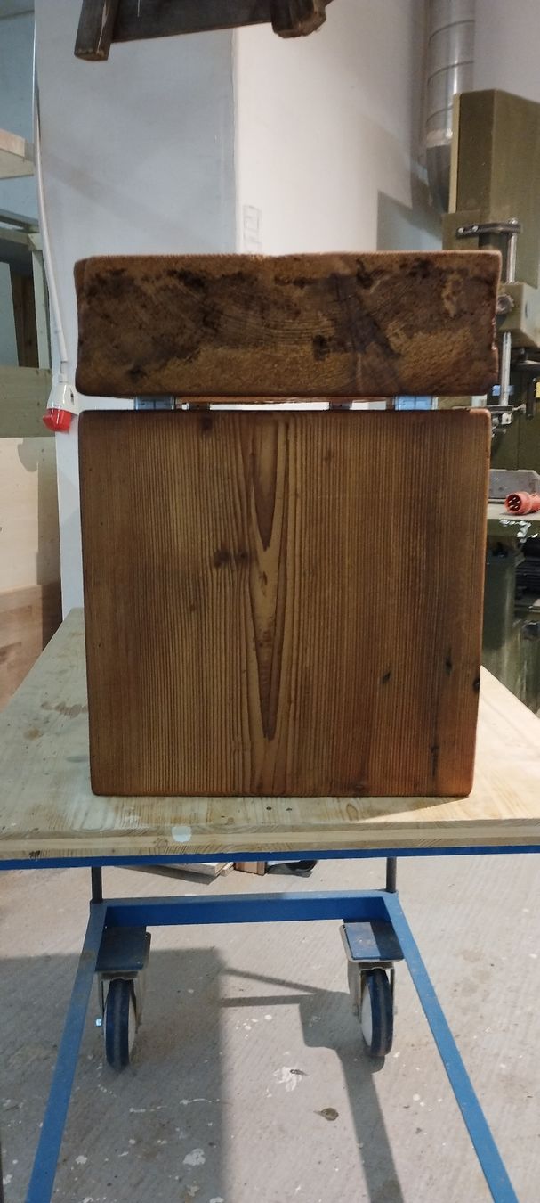 Bancs: Sitzbank aus Altholz rustikal Schweizer Holz – Neuf avec emballage d'origine à Jonschwil par BrunnerHandwerk 5
