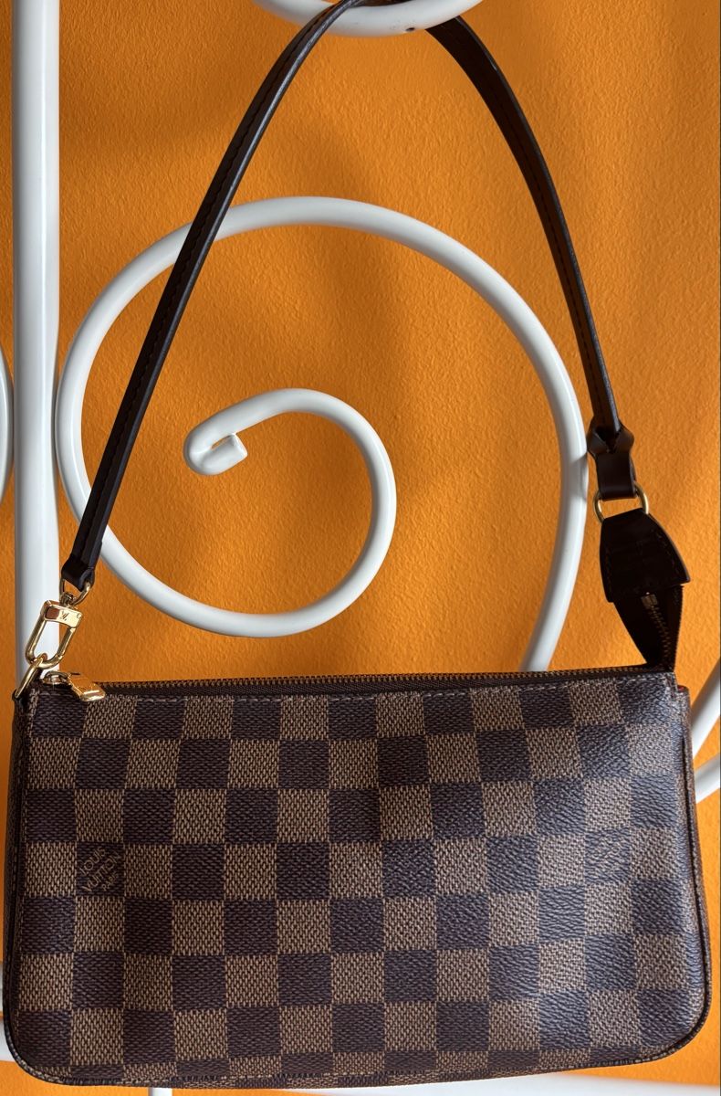 Louis Vuitton Borse da donna: Louis Vuitton Pochette Accessoires NM – Usato da Speicher venduto da star0841