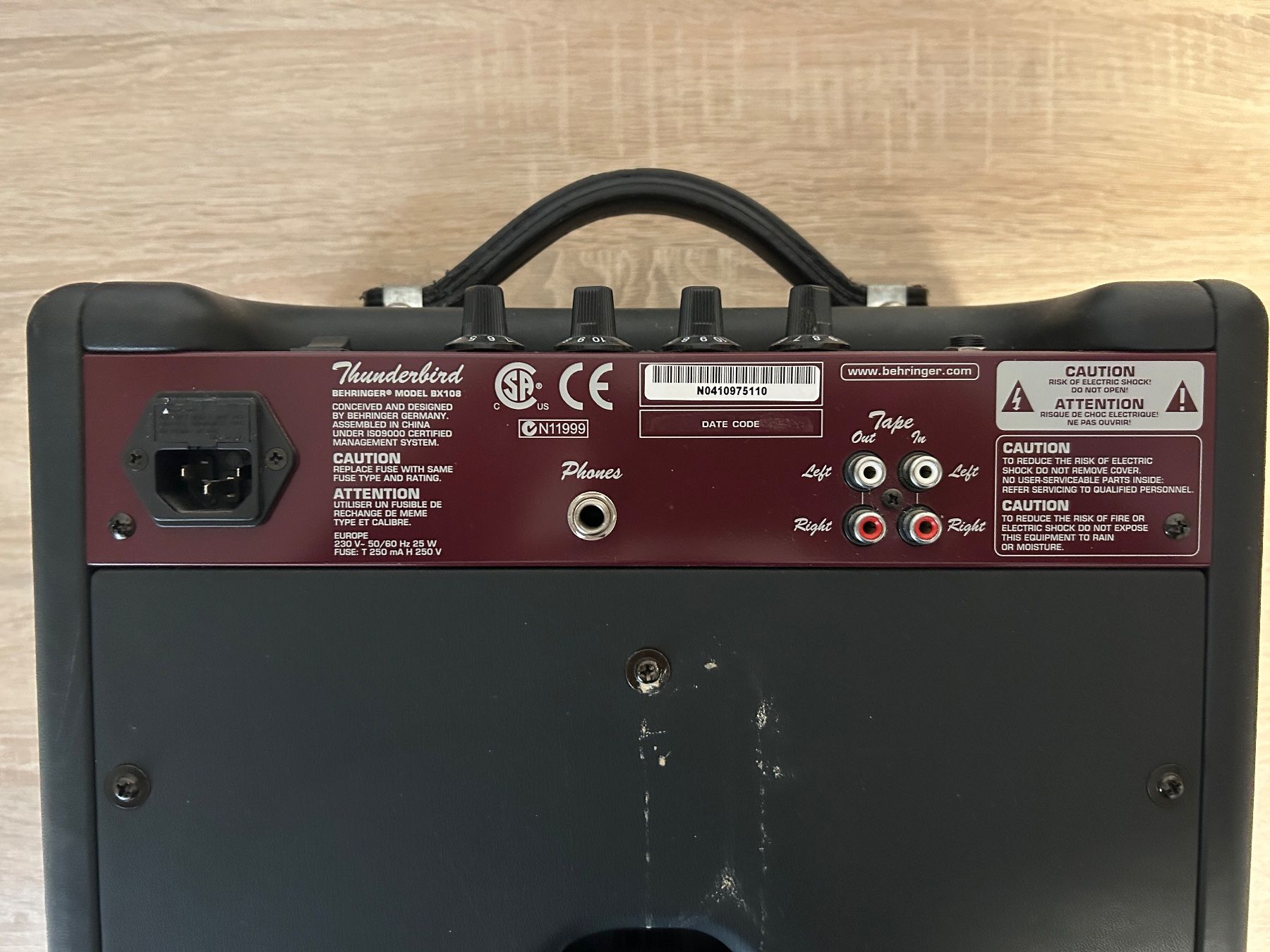 Behringer Amplificatori: Behringer Thunderbird BX108 Bassverstärker gebraucht – Difettoso da Gasel venduto da doctor_doak 1