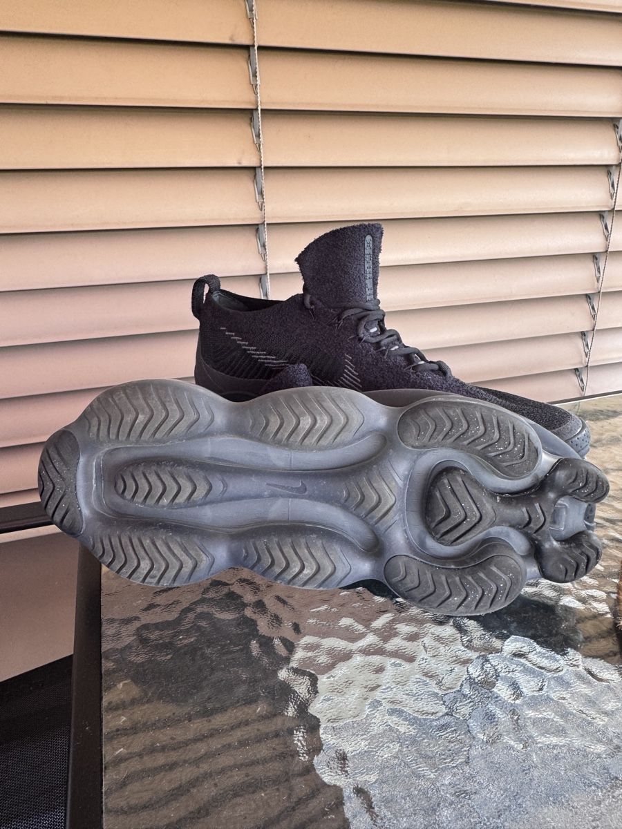 Scarpe da uomo: Nike Air Max Scorpion Flyknit – Usato da Weinfelden venduto da Tani_1 1
