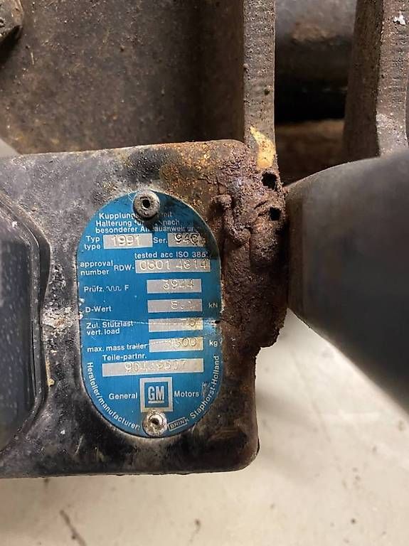 Ganci per rimorchio: crochée d'attelage pour voiture – Usato da La Sarraz venduto da cri_vl6d 2