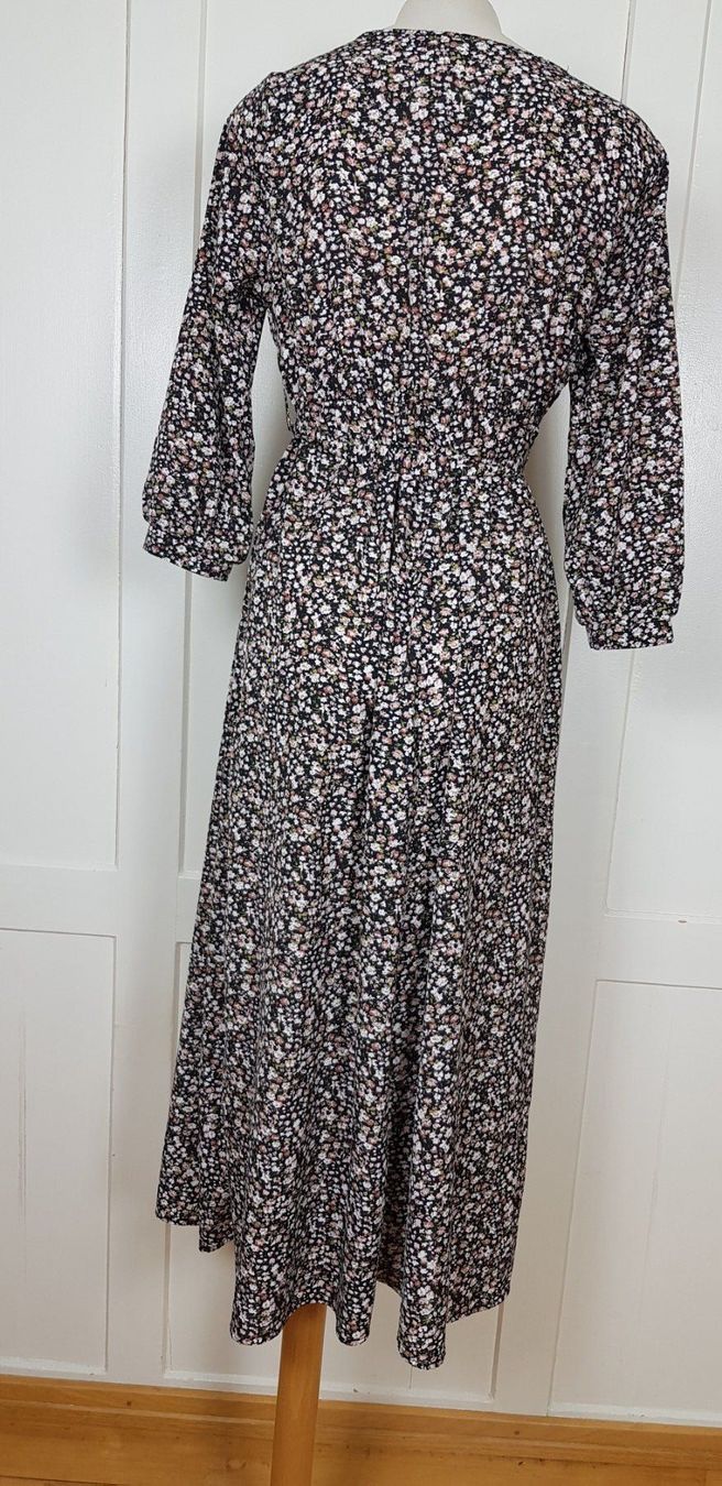 Vestiti: Kleid, Bindegürtel, Midi, Gr. 36 38 – Usato da Uster venduto da Astral 5