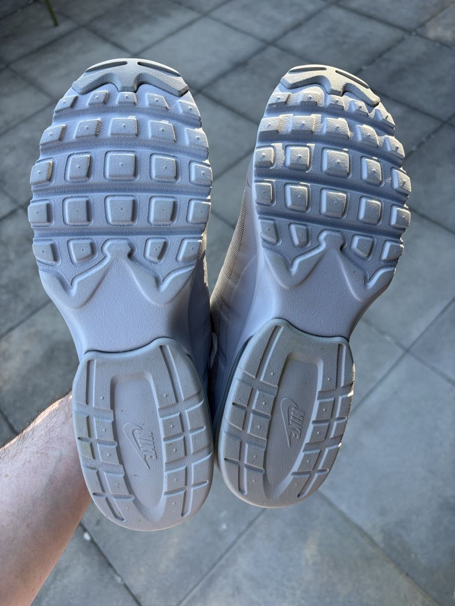 Chaussures hommes: Nike Air Max Invigor – D'occasion à Küttigen par swissholdsy 8