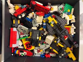 Haufen LEGO Vintage mit Figuren/Burgenteile usw ab 1.-