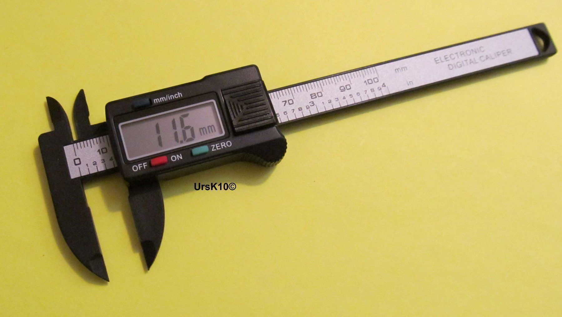 Misurare: Carbon Schiebelehre mit LCD Anzeige – Nuovo e nell'imballaggio originale da St. Margarethen TG venduto da ursk10