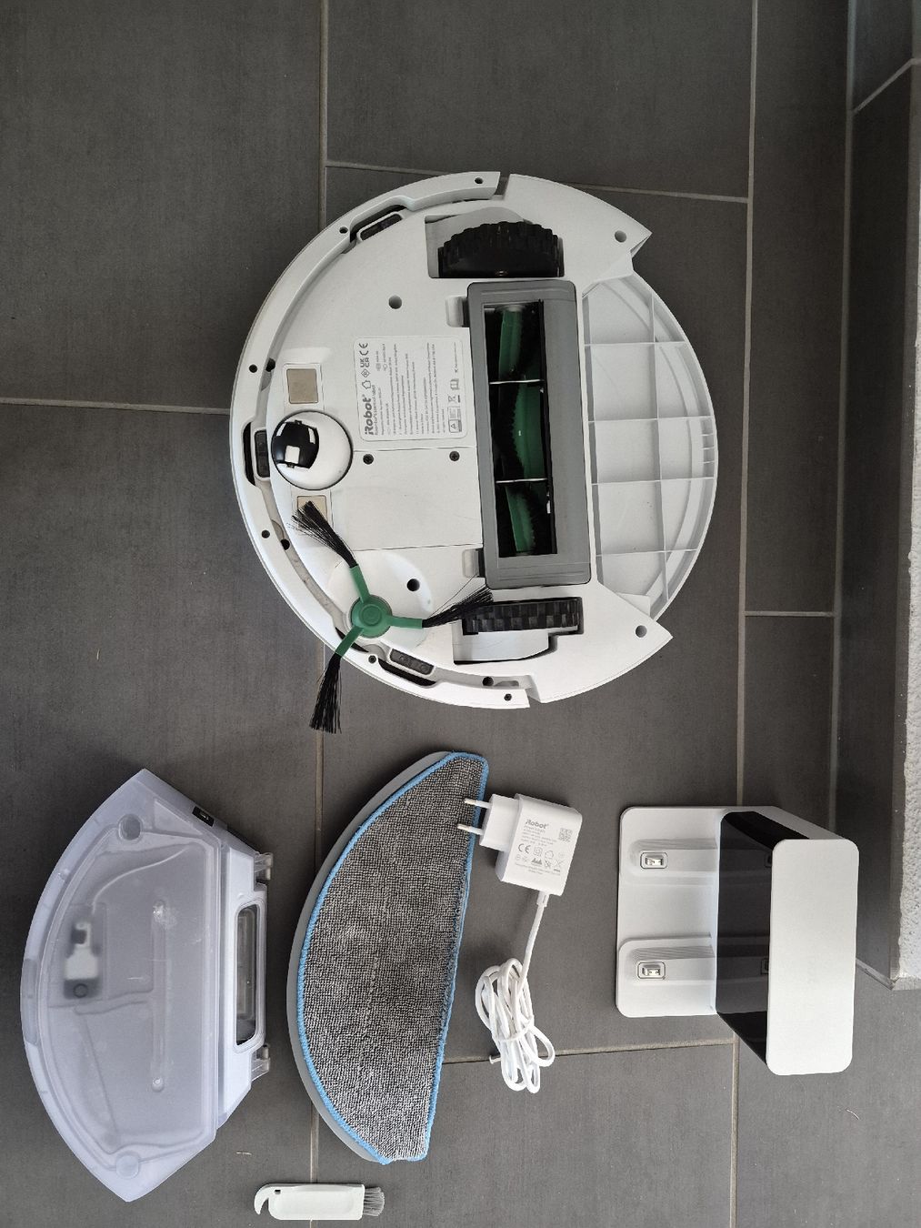 Irobot Aspirapolveri & Accessori: Saug-und Wischroboter iRobot – Usato da Villigen venduto da Leni015 1
