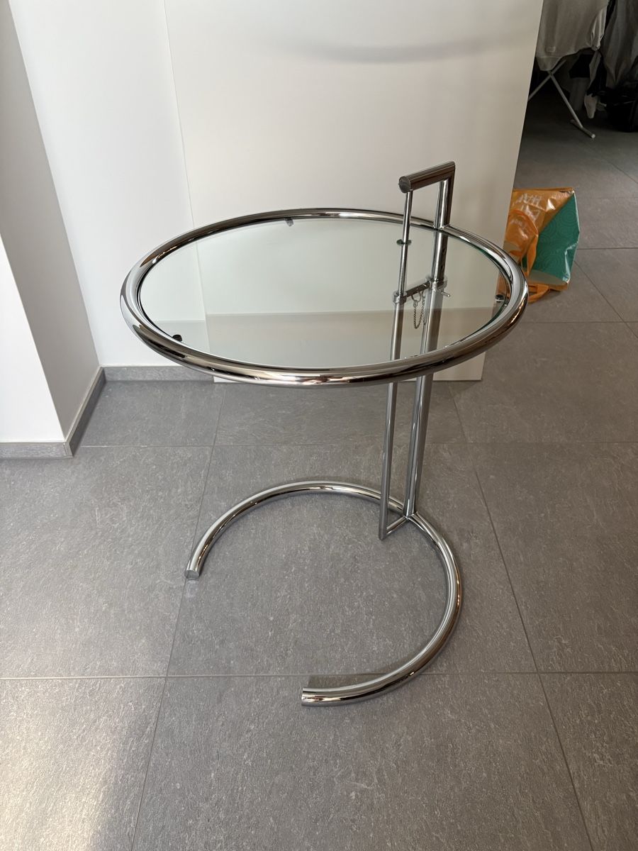 Tables: Eileen Gray Beistelltisch REPLICA – D'occasion à Basel par Mathis44 1