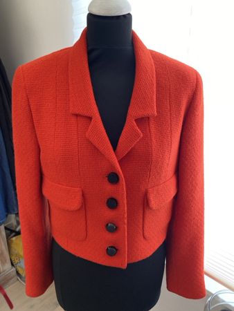 Chanel Blazer kurz orange/rot  36/38  sehr guter Zustand