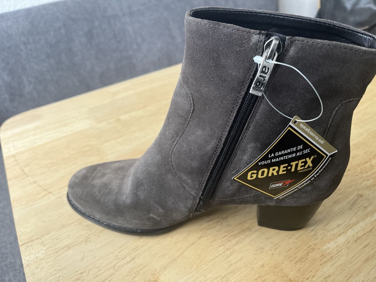 Scarpe da donna: Ara Stiefeletten Gore-Tex 40 – Nuovo (secondo la descrizione) da Messen venduto da rea-gin 1