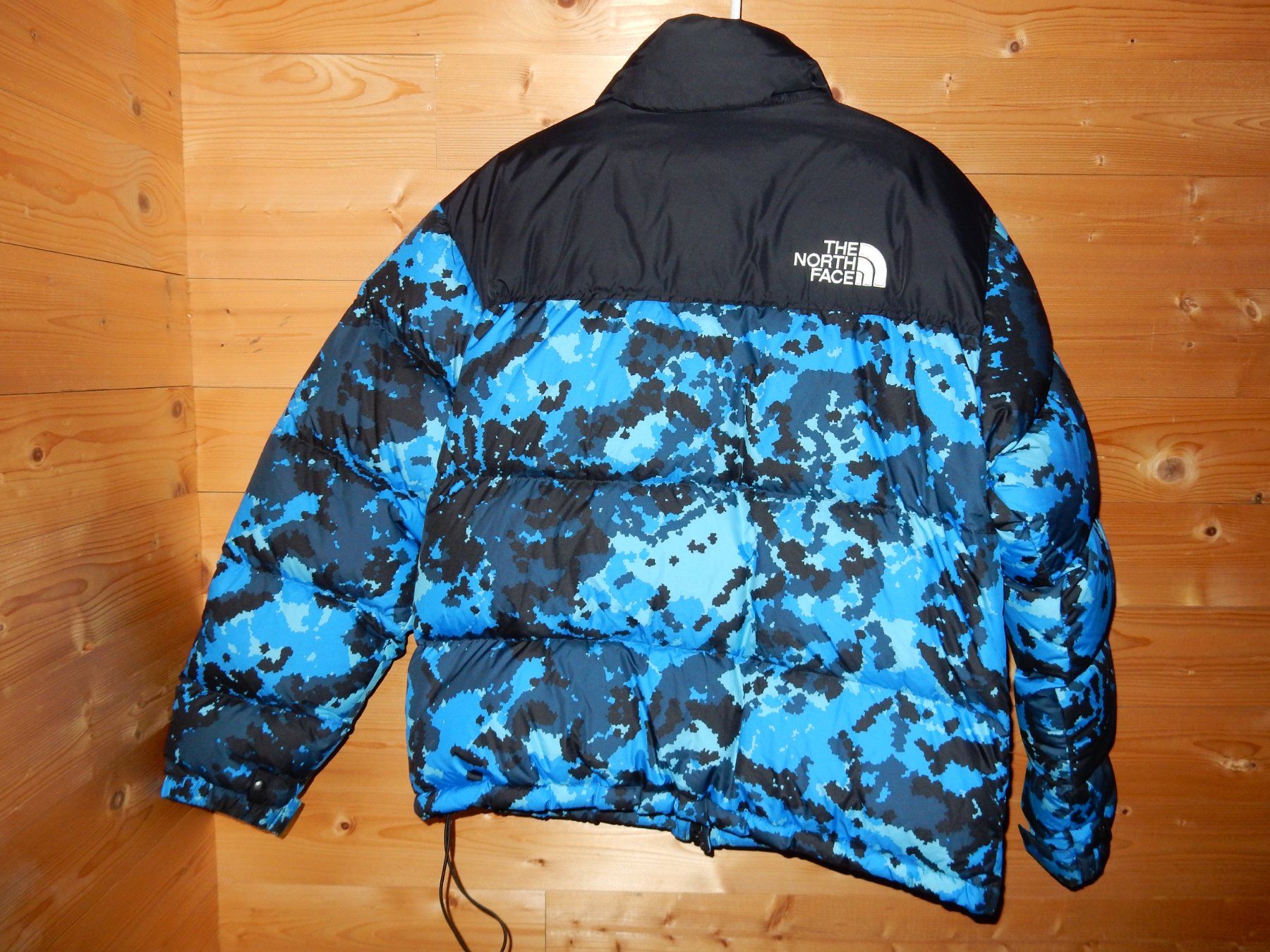 North Face Jacken: Daunenjacke THE NORTH FACE, Gr. M – Gebraucht aus St.Gallen von regenbogen5 2
