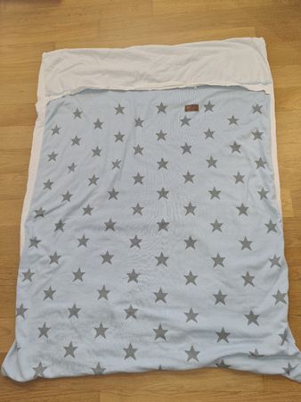 Babydecke Sterne hellblau Babybjorn guter Zustand