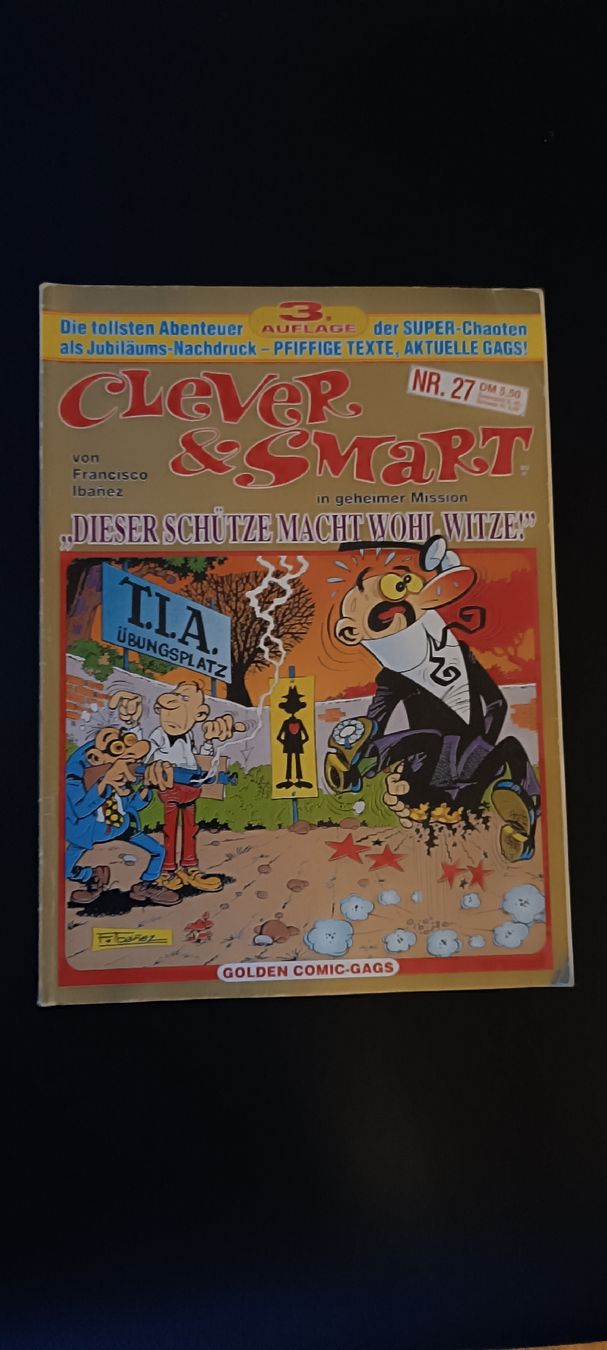Comics: 11 Clever und Smart – Gebraucht aus St. Gallen von Nightingale22 7