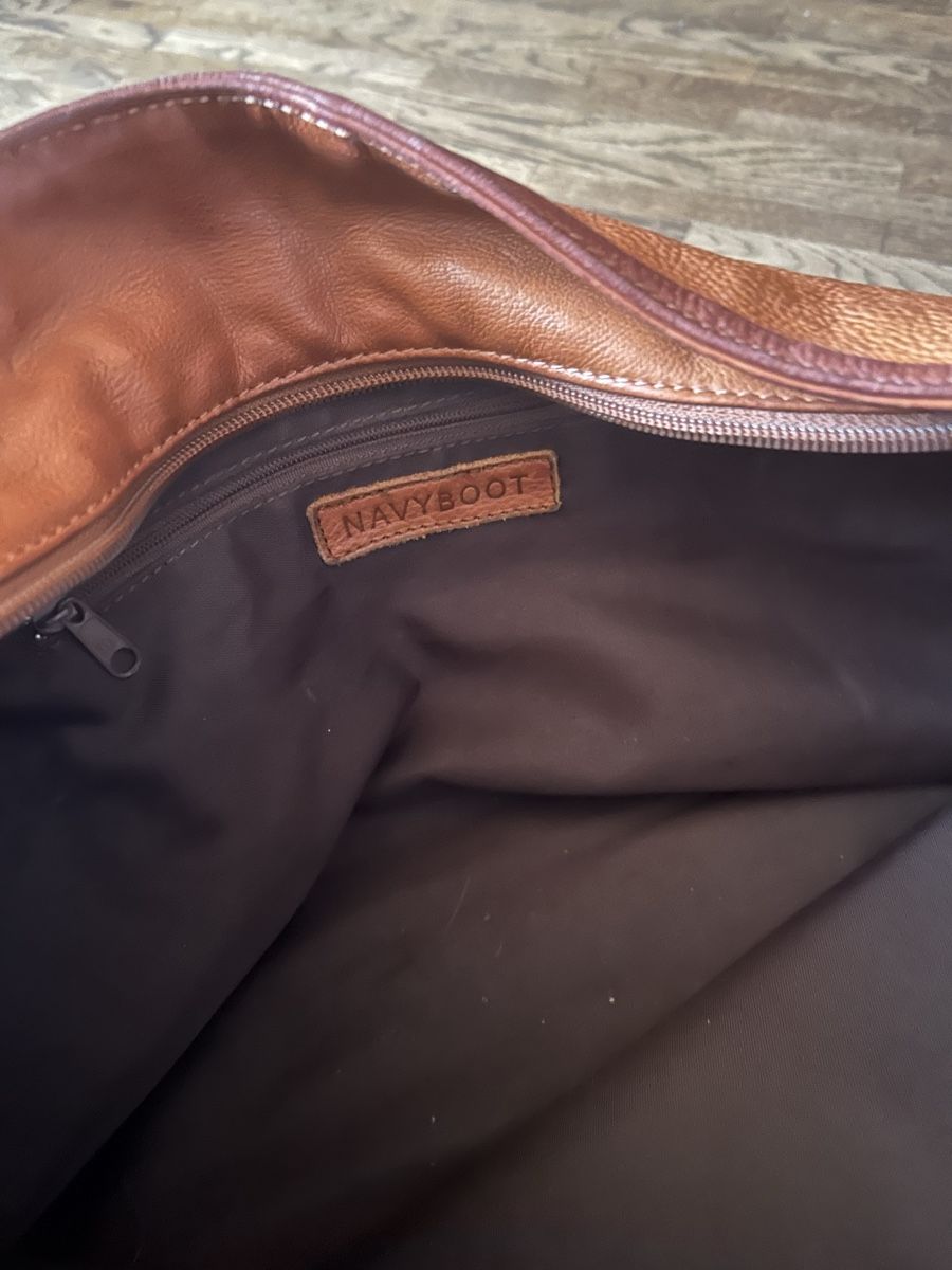 Navyboot Taschen für Damen: Navyboot Tasche – Gebraucht aus Rüderswil von dariasophialuisa 4