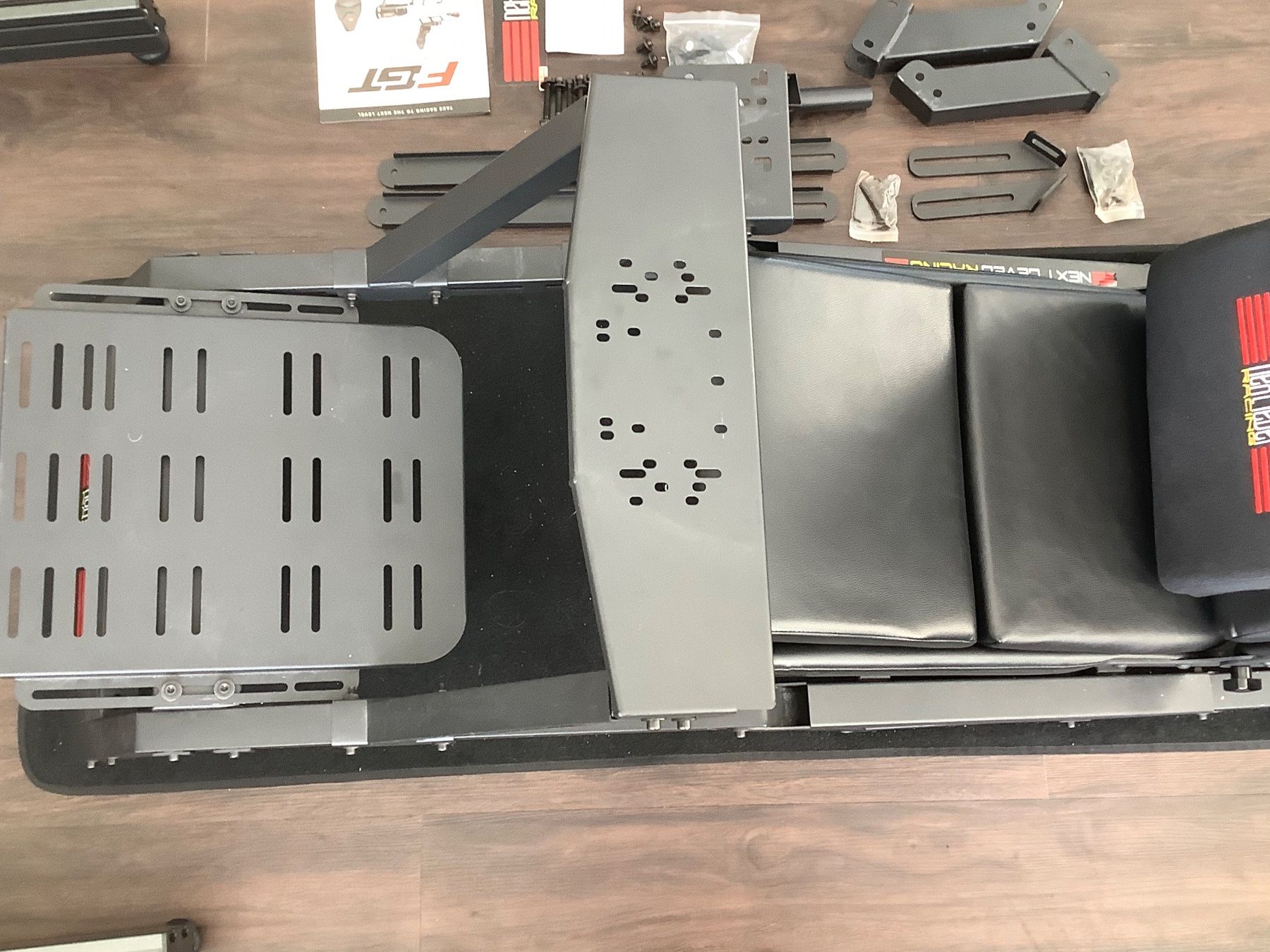 Sim Rig, Next Level Racing FGT Cockpit NLR-S010 m. Matte (Gebraucht) in ...