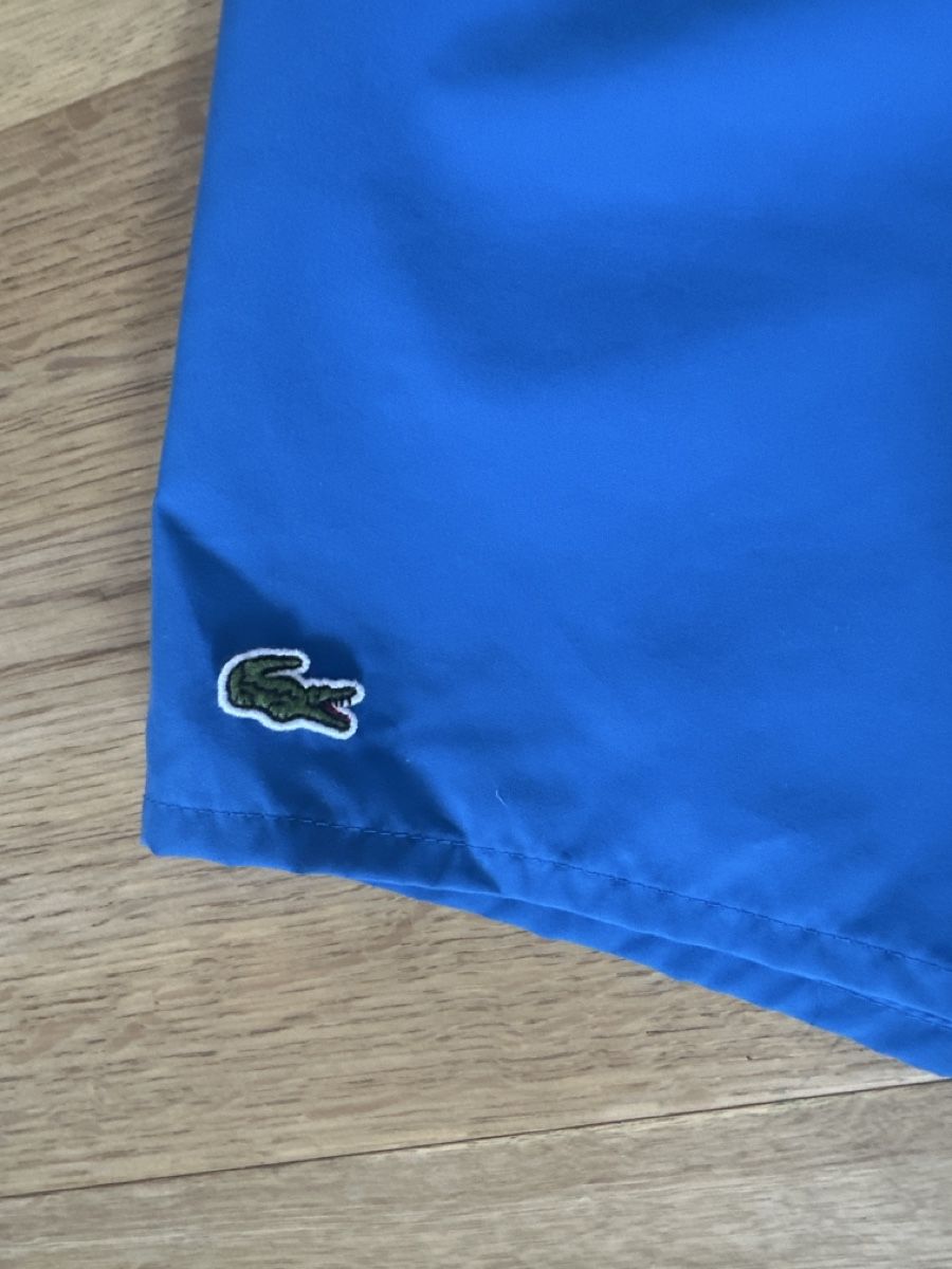 Lacoste Badehosen: Maillot de bain Lacoste bleu taille 12 152cm – Neu (gemäss Beschreibung) aus Commugny von rus_my8v 1