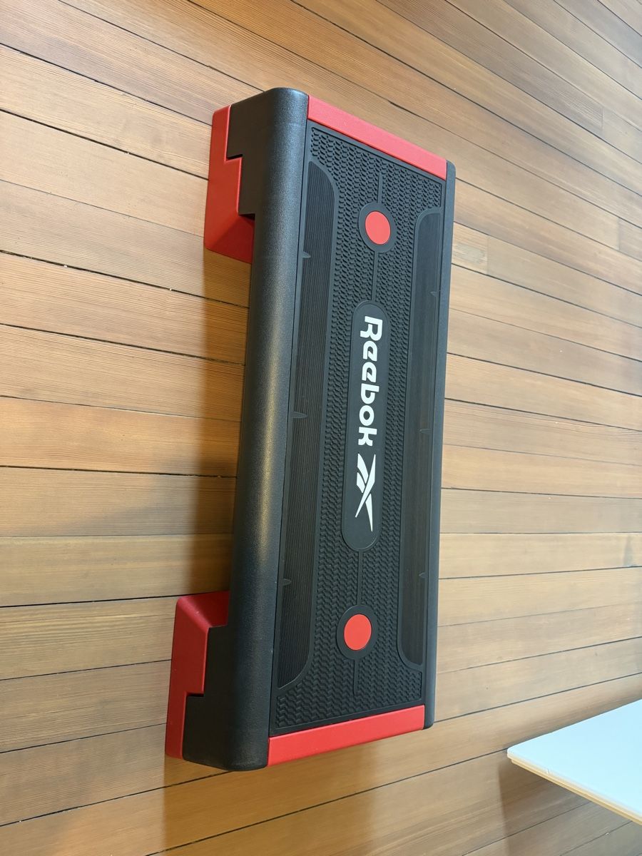 Reebok Vélos d'appartement: Reebok Step – Neuf (Voir description) à Thun par Timberella 1