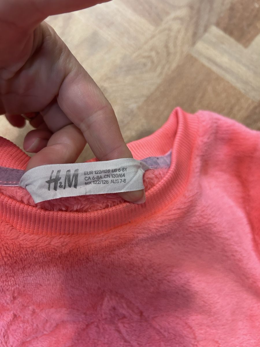 H&M Maglioni & Felpe: H&M Pullover Einhorn Grösse 122/128 – Usato da Jona venduto da Tidy76 1