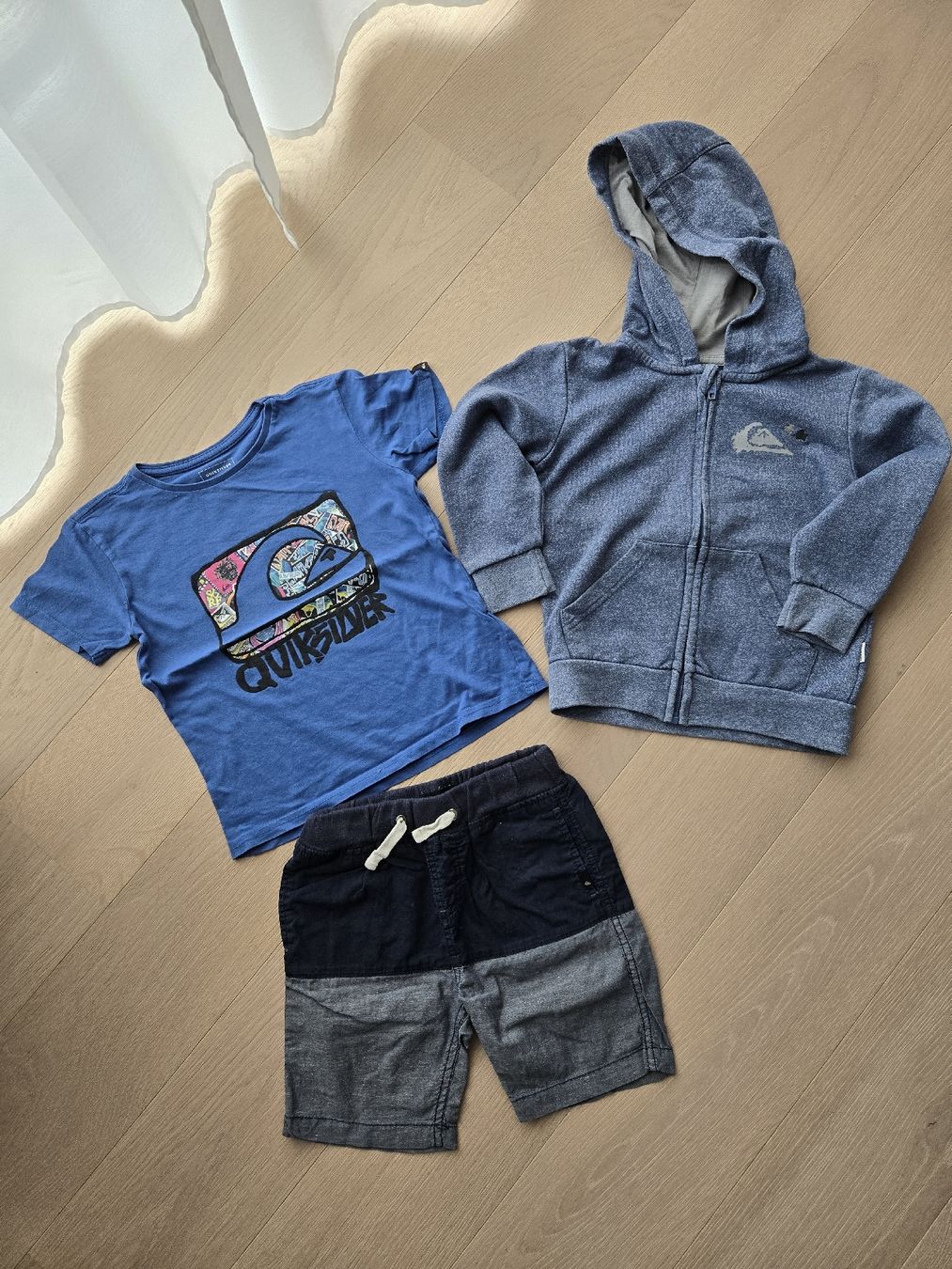 Quiksilver Lotti & Set di vestiti: Quiksilver-Set Kinder, 10-Teilig, Gr.4-6 – Usato da Münsingen venduto da Nik010 1