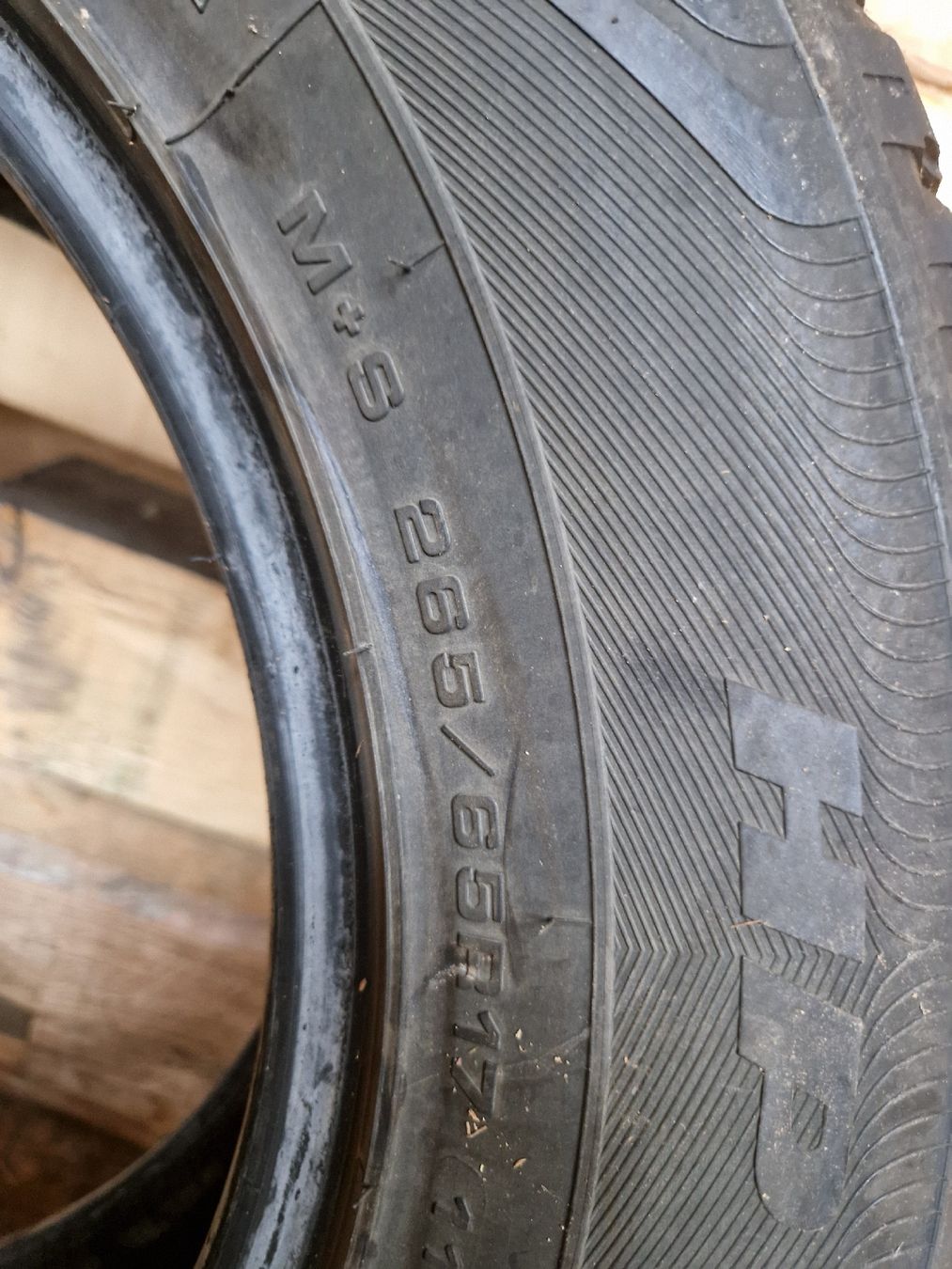 Goodyear Pneus & Kompletträder: Pneu GOODYEAR WRANGLER 265/65R17 M+S – Gebraucht aus rain von andy.88 3