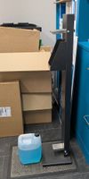 Desinfektionsständer Büro robust, guter Zustand