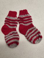 Handgestrickte Mitwachssöckli
