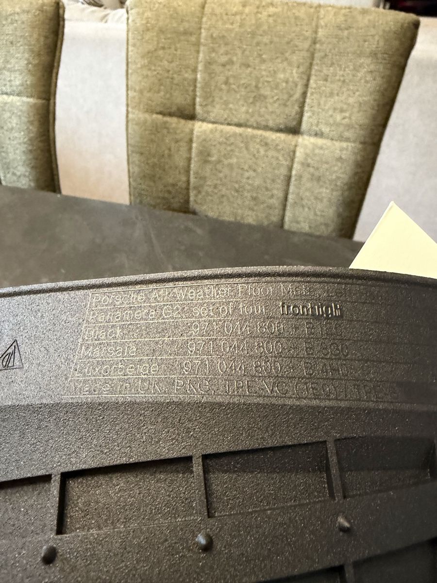 Porsche Tappeti & Tappetini: Tapis tout temps pour Porche  – Nuovo (secondo la descrizione) da Romont FR venduto da sergio_yap 3