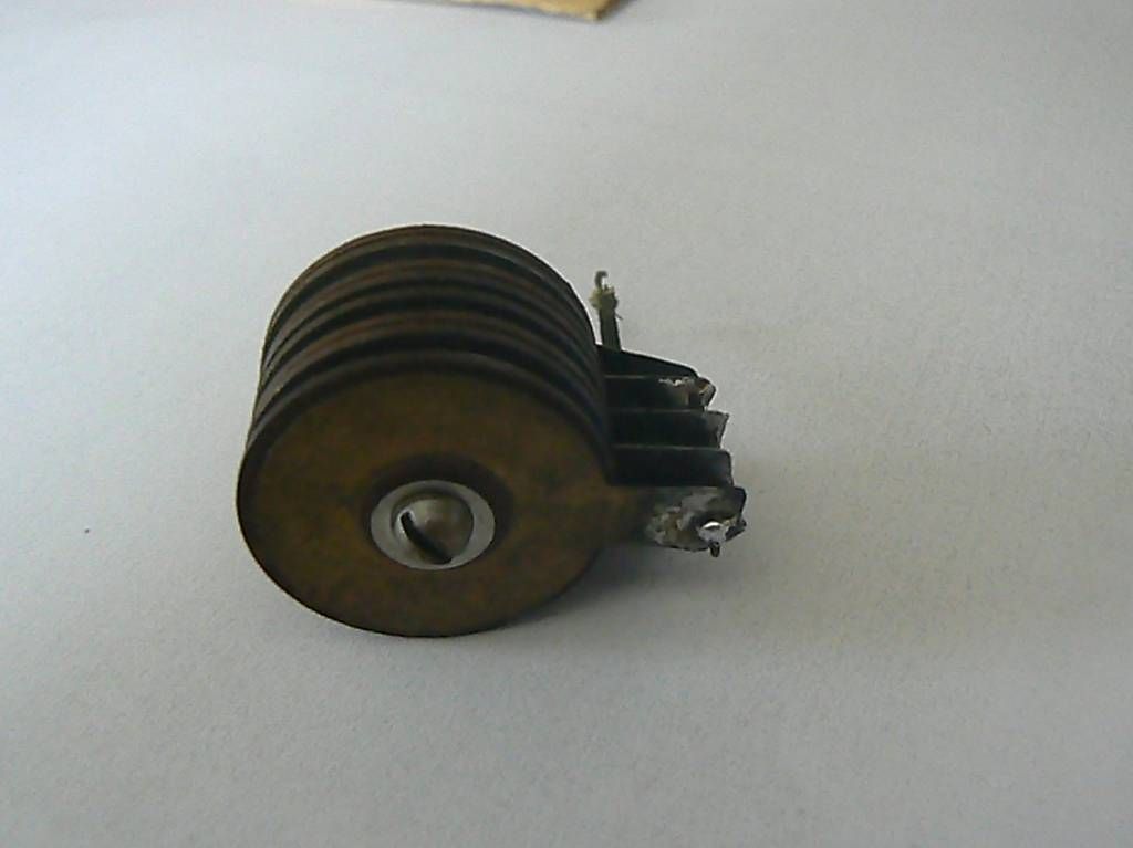 Märklin Modellini di ferrovie: Märklin 700 Umschalter Gleichrichter – Usato da Kollbrunn venduto da fally2000