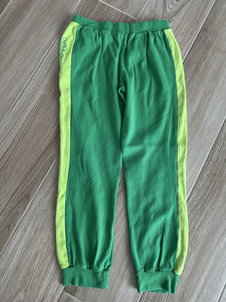 Hosen: Schwiizergoofe Trainerhose Gr. 134/140 – Gebraucht aus Rudolfstetten von Joyw 1