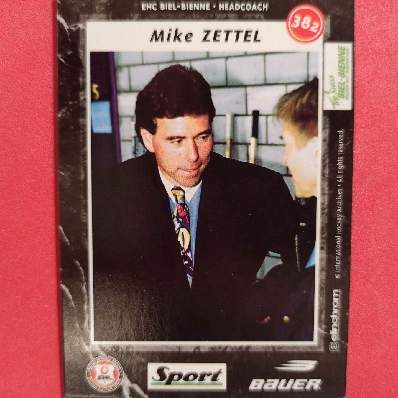 Carte collezionabili: Mike Zettel - EHC BIEL - 1996/97 – Usato da Dübendorf venduto da kb86_MOVIE 1