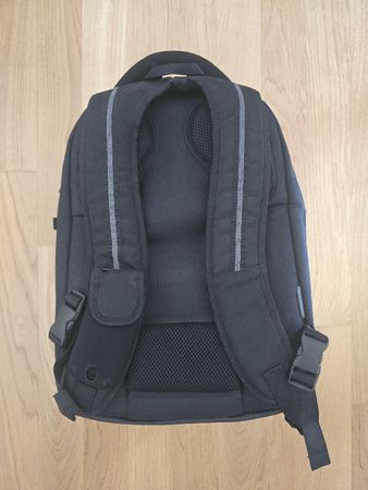 Rucksack schwarz mit Regenschutz guter Zustand